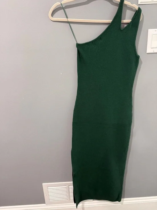 Petal & Pup One-Shoulder Dark Green Midi Dress - Picture 6 of 6